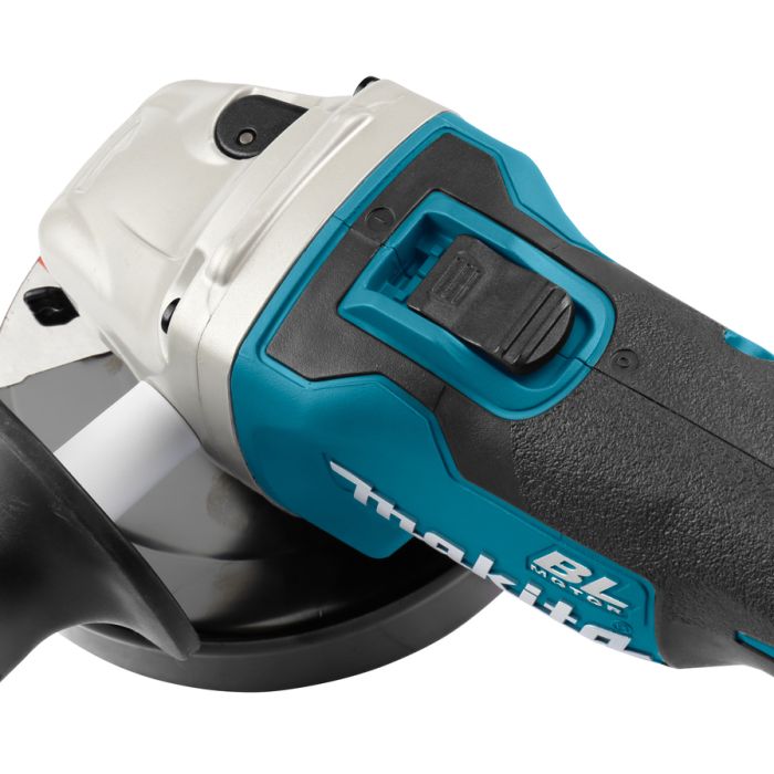 Аккумуляторная болгарка Makita DGA 511 RTE