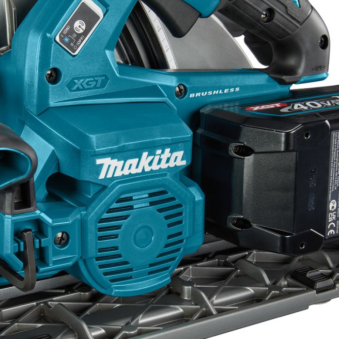 Акумуляторна дискова пила Makita XGT 40 V MAX HS011GT201