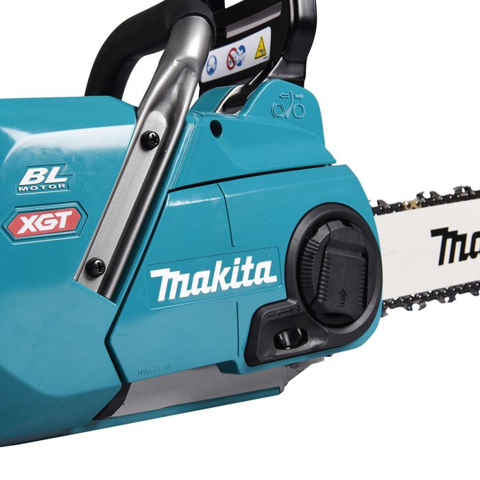 Акумуляторна ланцюгова пила Makita XGT 40 V MAX UC015GT101