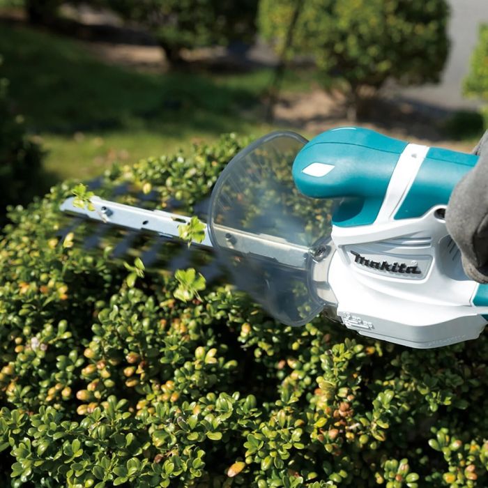 Аккумуляторные ножницы + кусторез Makita (UM110DWYX)